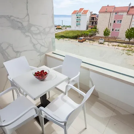 Paradise Luxury - R&r 12 Apartment Podstrana