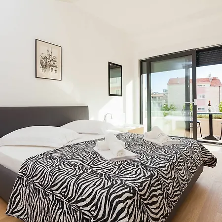 Paradise Luxury - R&r 12 * Podstrana